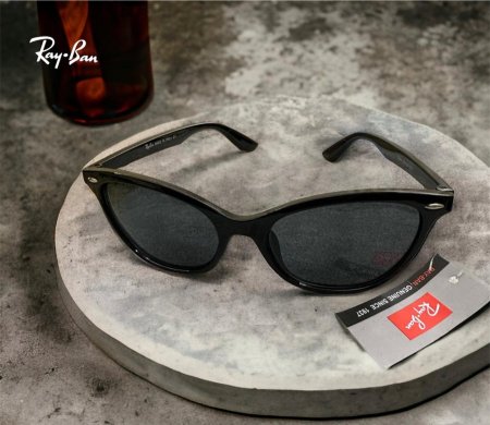 نظارة ماركة Ray Ban 